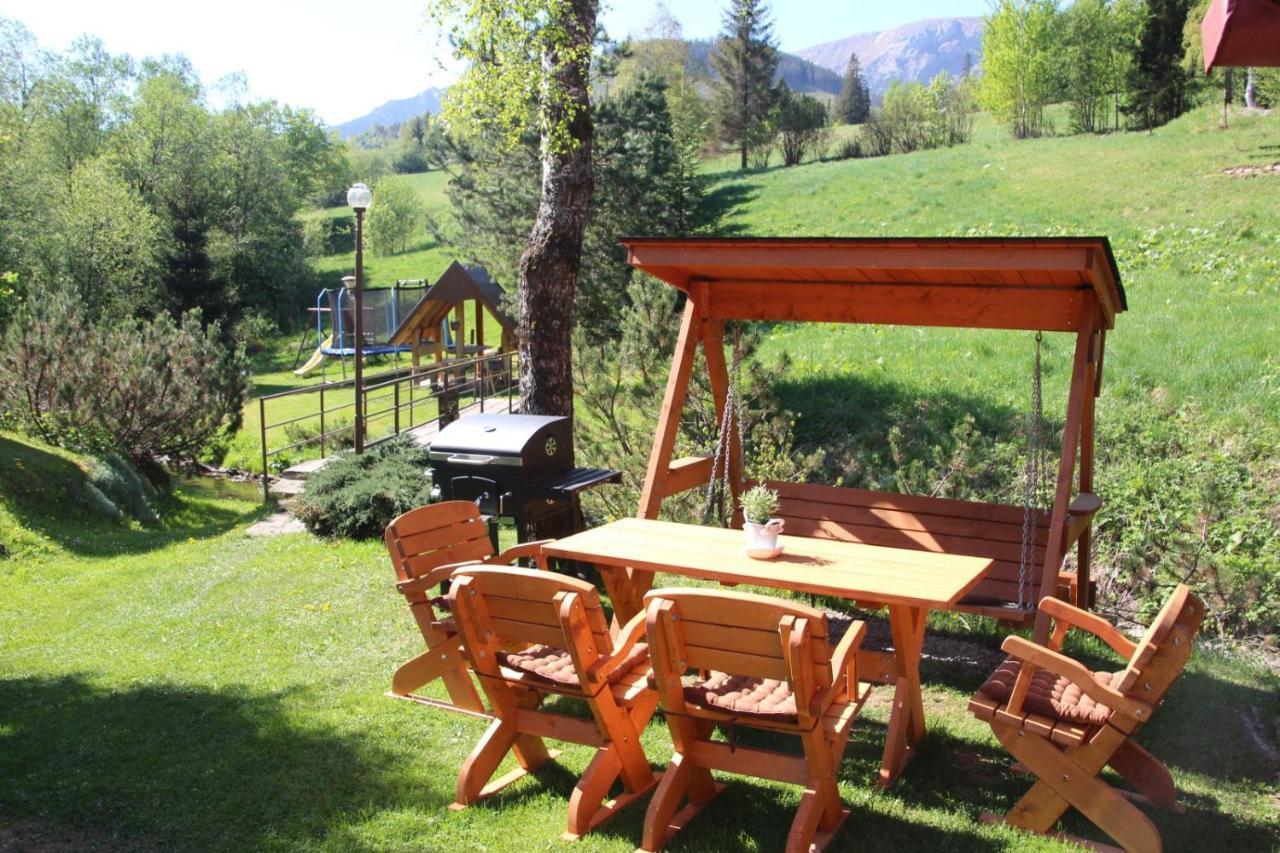 Romanticke Ubytovanie Holiday House Daniela & Studio Julia Ždiar Exterior foto